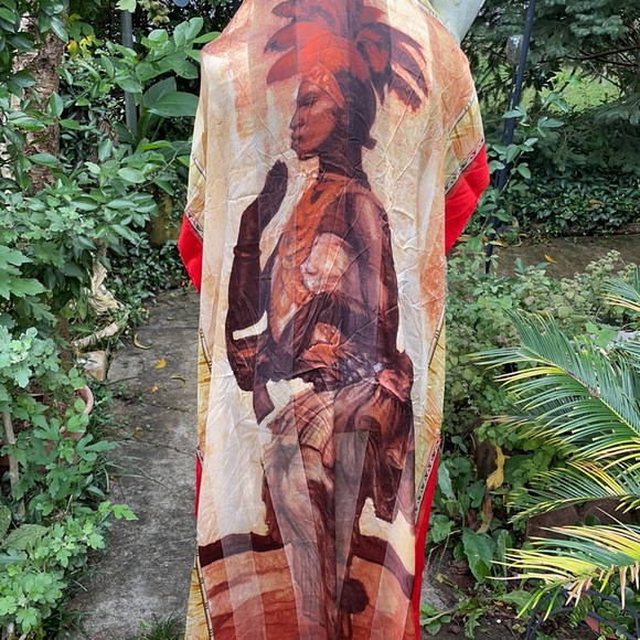 Gianfranco Ferre silk scarf oblong shape, huge - Picture 4 of 8